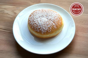 Custard Bun ( Danish )