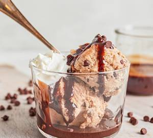 Choco Chips Sundae Vanilla  Ice Cream