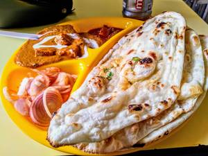 Butter Paneer Masala with 3 Kulcha