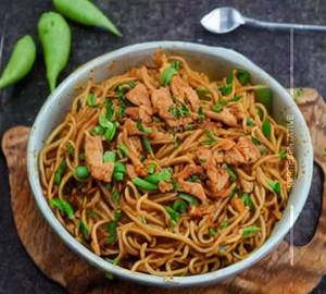Schezwan Chicken Noodles