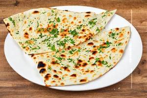 Paneer Stuffed Naan