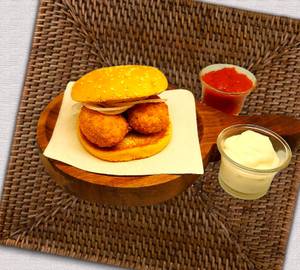 Chicken Darjeeling Moburger