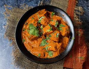 Soya Tikka Butter Masala