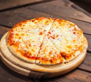 Margarita Pizza [ 7 Inches ] +  250 Ml Thumsup Soft Drink