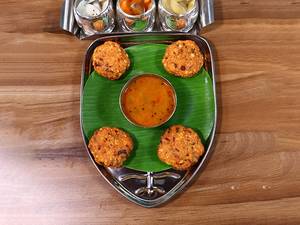 Madras Masala Vada