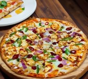 Fully Loaded Pizza [ 7 Inches ] +  250 Ml Thumsup Soft Drink