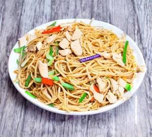 Chicken Hakka Noodles