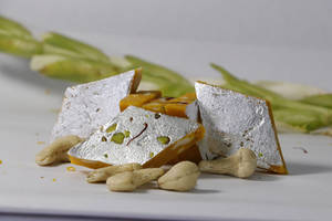 Kaju Kesar Katli