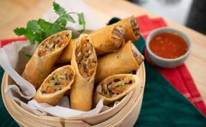 Half veg spring roll