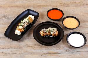 Paneer Tandoori Momos [4 Pieces] with Cheese Tandoori Momos [4 Pieces]
