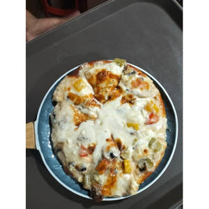 Paneer Afghani Pizza