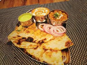Kulcha Platter