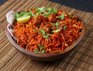 Schezwan Chicken Noodles