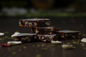 Anjeer Katli