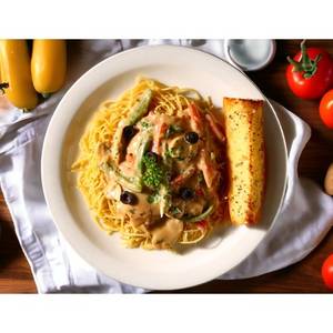 Chicken Melagnaise Pasta