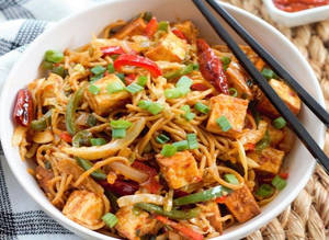 Paneer Hakka Noodles