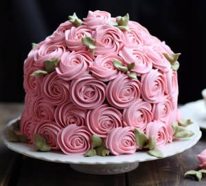 Rooh special rose petal cake