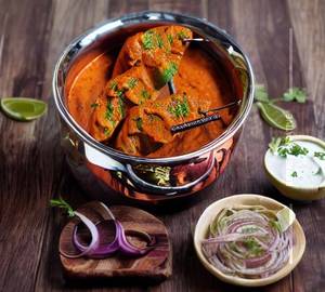 Chicken tandoori butter masala