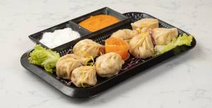 Veg Steamed Momos (8 Pcs) (Serves 1)