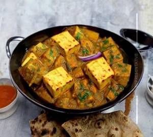Matar Paneer