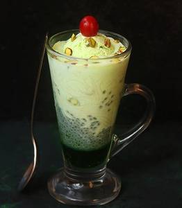 Pista Falooda