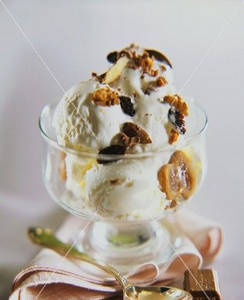 Fruity Buzz Sundae