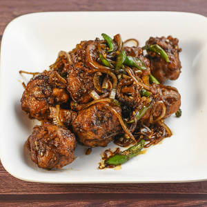 Chilly Chicken Dry [10 pcs]
