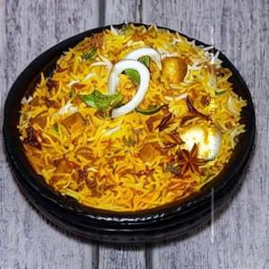 Paneer handi biryani
