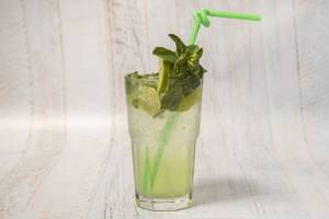 Sweet fresh lime soda
