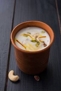 Sweet Lassi (Serves 1)
