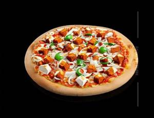 Thandoori paneer pizza