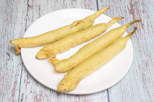 Mirchi Bhaji (100 Gms)