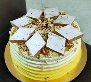 Kaju Katli Cake [1 Pound]