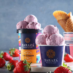 VERY BERRY STRAWBERRY ICE CREAM