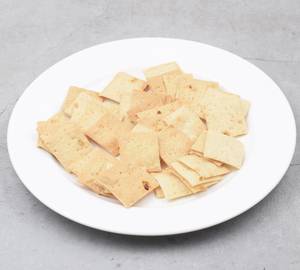 Cheese Paprika Crackers (100 Grams)