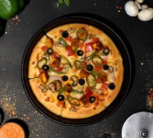 Chicken Extravaganza Pizza