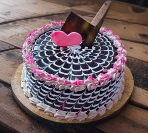 Light Chocolate Cake 