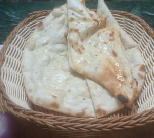BUTTER NAAN