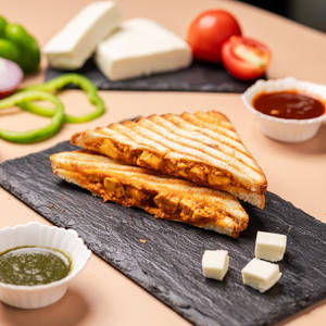 Tandoori Paneer Sandwich