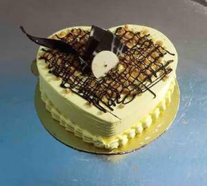 Butterscotch Heart Shape Cake