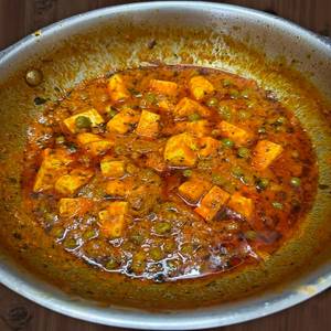 Dry matar paneer