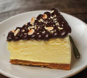 Dark Chocolate & Hazelnut Cheesecake Slice