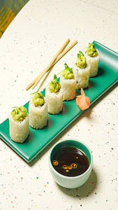 Avocado Sushi