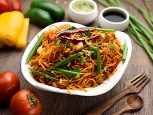 Chicken Schezwan Fried Chow