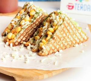 Cheese chilli sandwich