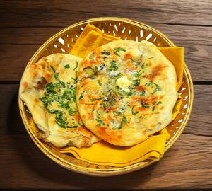 Hariyali Aloo Naan
