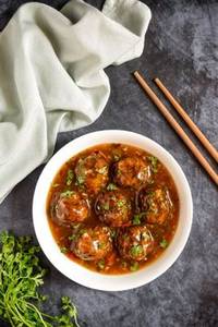 Veg Manchurian [8 Pieces]