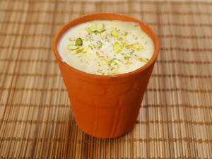 Kesari Lassi