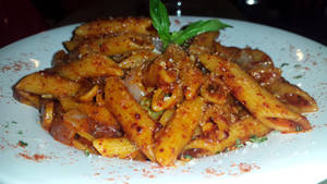 ARRABBIATA SAUCE CHICKEN PASTA