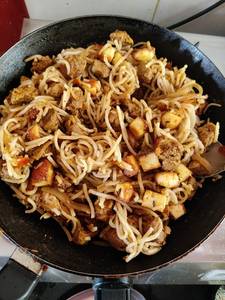 Paneer Hakka Noodles